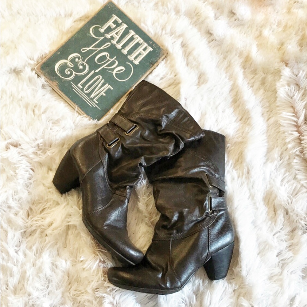 BareTraps boots